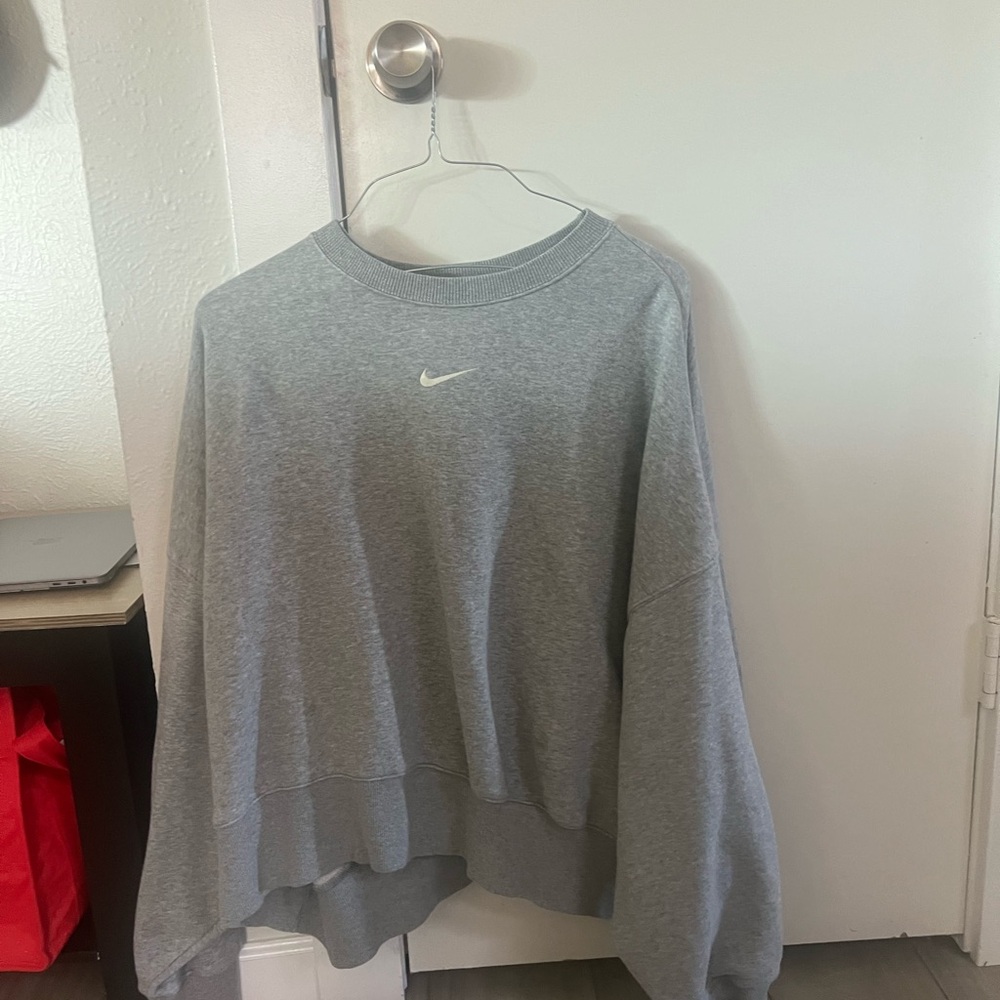 Nike Gray Sweatshirt